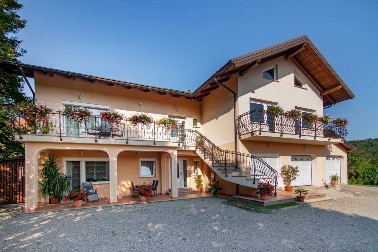 Rooms Sajina Podgrad  Εξωτερικό φωτογραφία